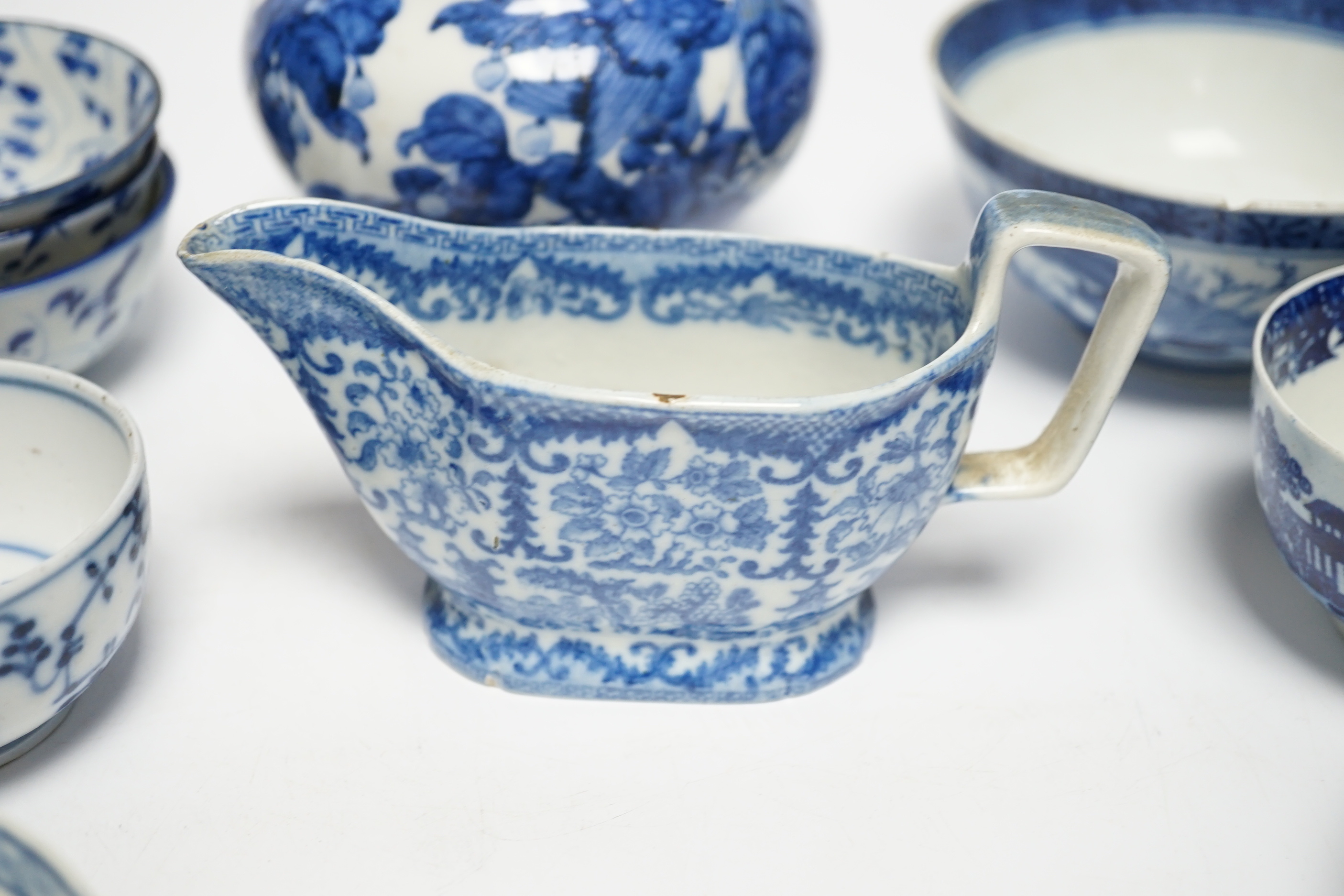 A group of Chinese blue and white tea bowls etc, 19th century and later (12)